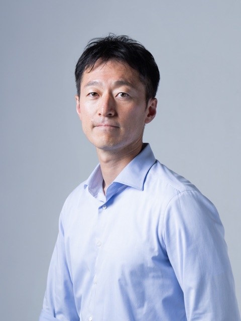 厳 栄好